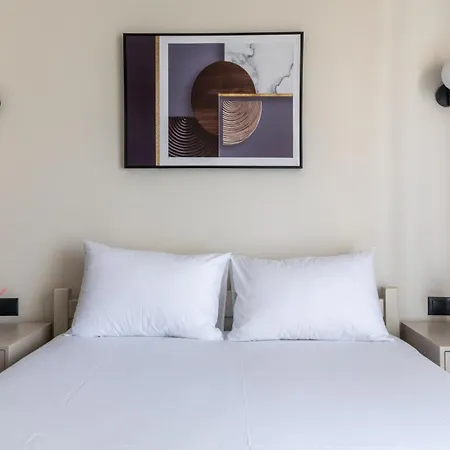 Fani Aparthotel 3*